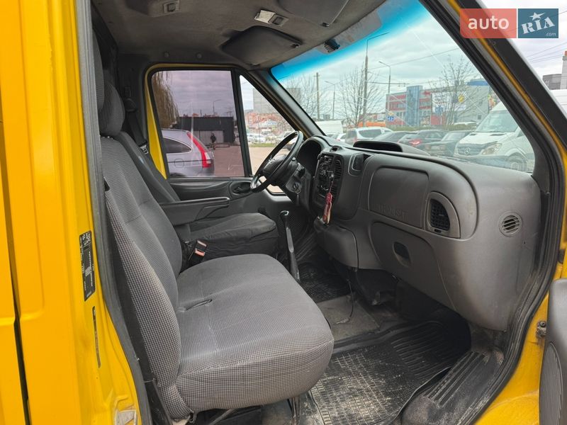 Грузовой фургон Ford Transit 2003 в Тернополе