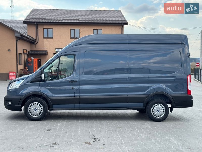 Вантажний фургон Ford Transit 2020 в Бучі