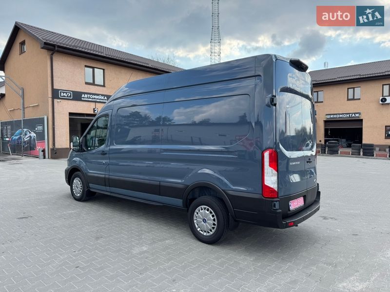 Вантажний фургон Ford Transit 2020 в Бучі