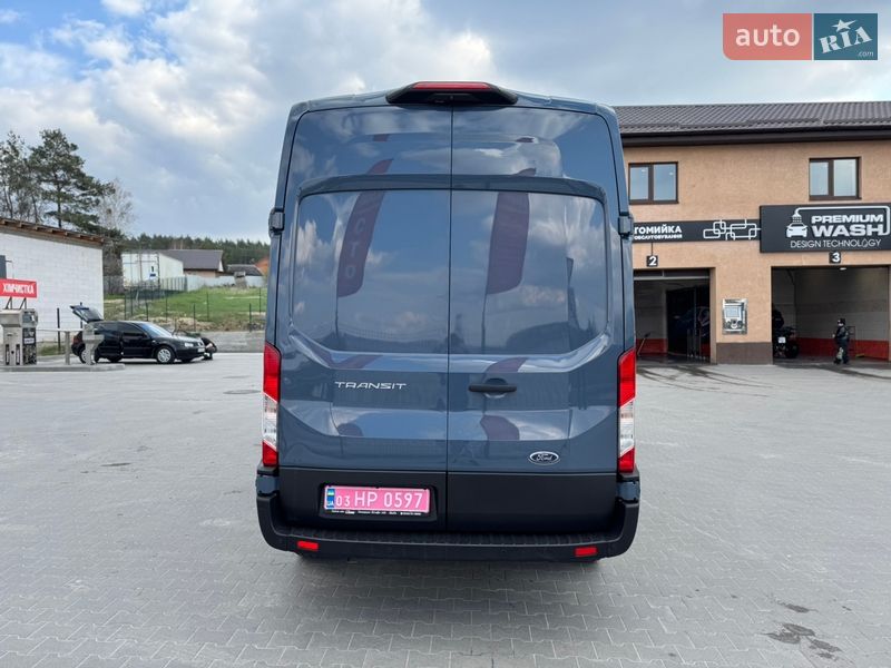 Вантажний фургон Ford Transit 2020 в Бучі
