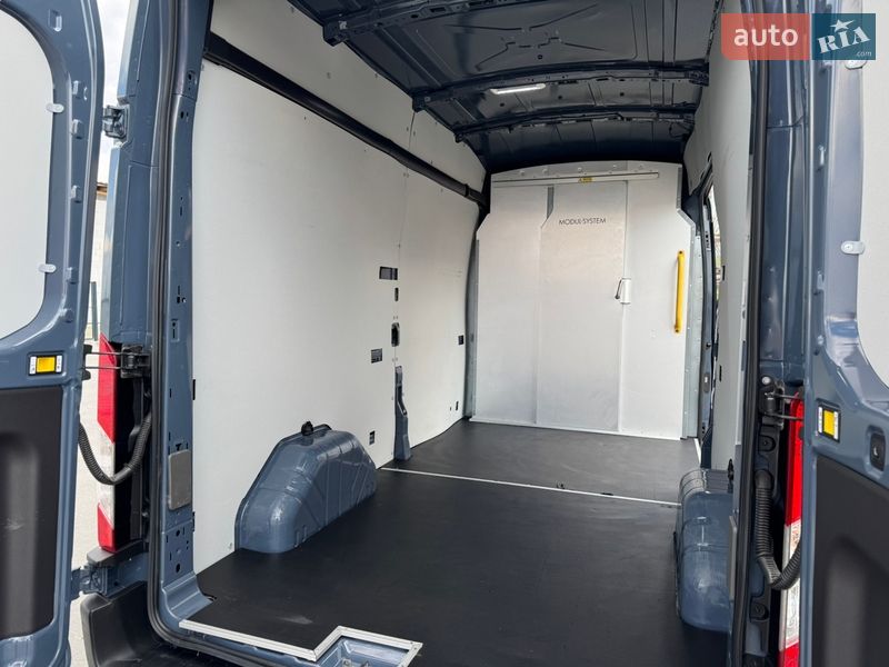 Вантажний фургон Ford Transit 2020 в Бучі