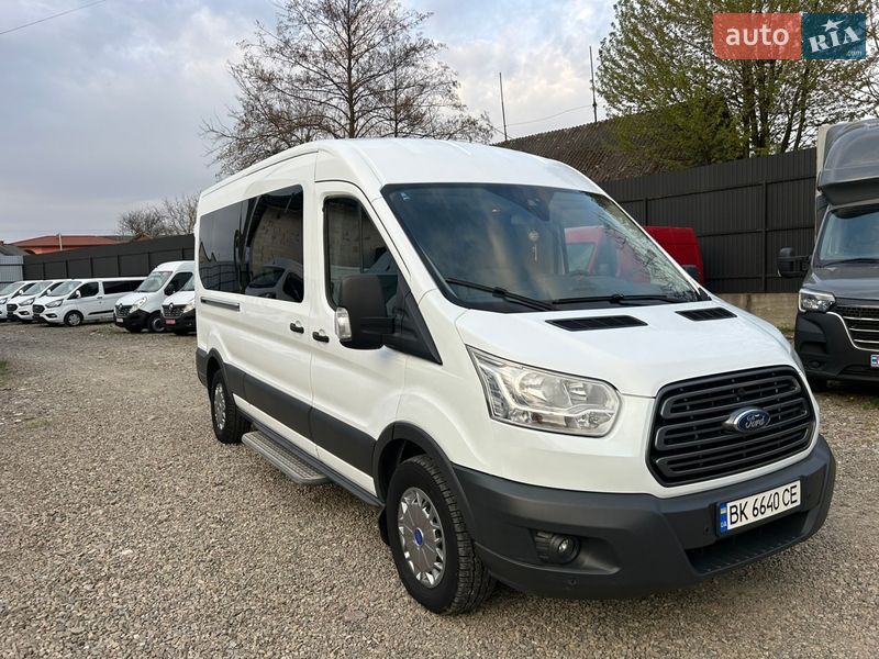 Микроавтобус Ford Transit 2015 в Хусте