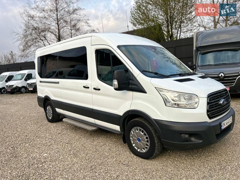 Микроавтобус Ford Transit 2015 в Хусте