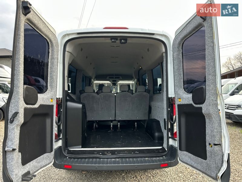 Микроавтобус Ford Transit 2015 в Хусте