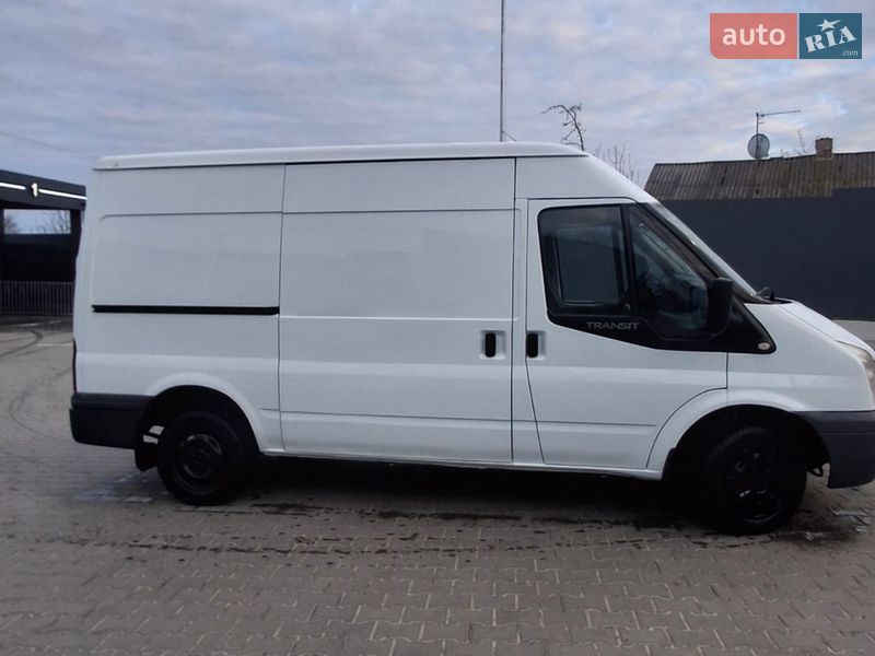 Вантажний фургон Ford Transit 2011 в Ставищі