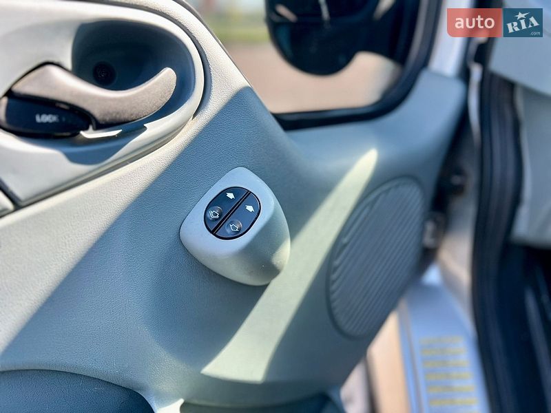 Мінівен Ford Transit 2011 в Києві