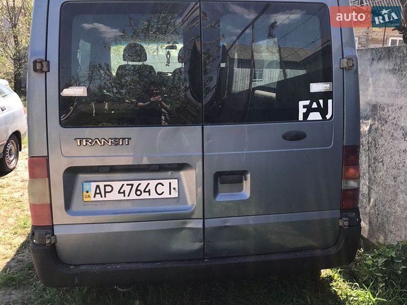 Грузопассажирский фургон Ford Transit 2006 в Мене