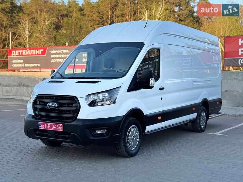 Грузовой фургон Ford Transit 2023 в Ирпене