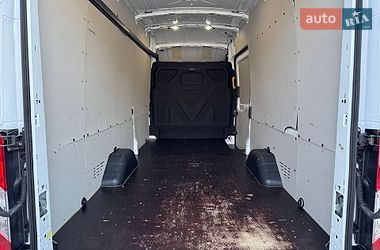 Грузовой фургон Ford Transit 2023 в Ирпене