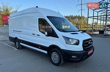Грузовой фургон Ford Transit 2023 в Ирпене