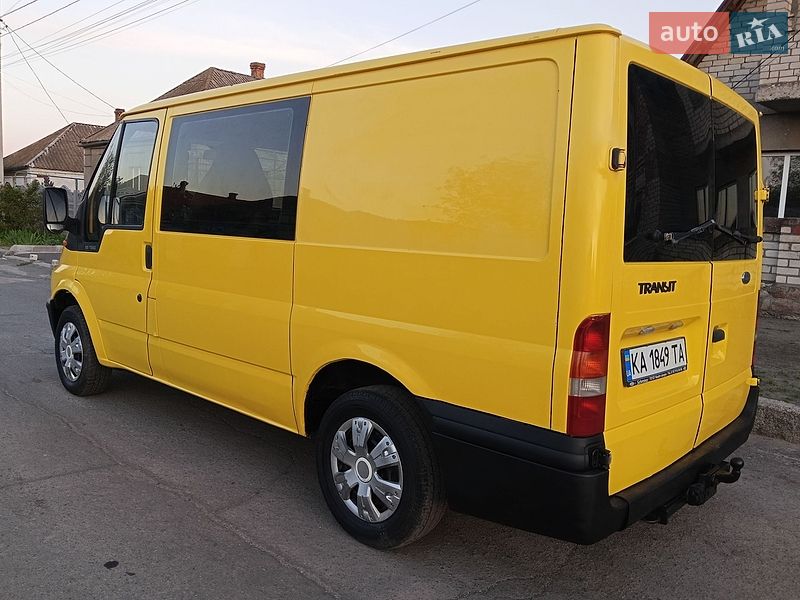 Вантажопасажирський фургон Ford Transit 2002 в Миколаєві