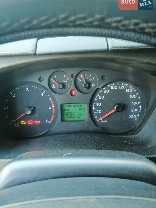 Грузовой фургон Ford Transit 2012 в Гостомеле