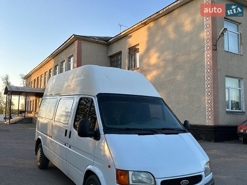 Вантажний фургон Ford Transit 1998 в Тульчині