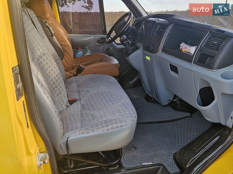 Вантажний фургон Ford Transit 2013 в Павлограді