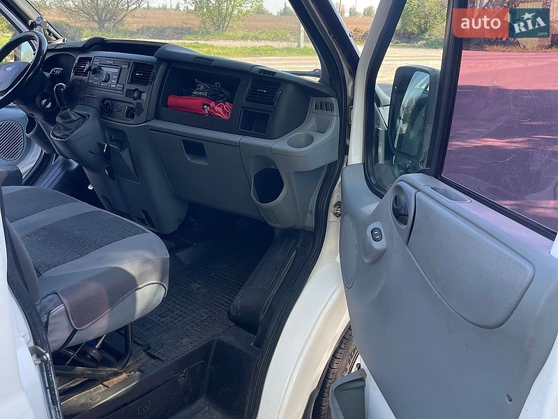 Вантажний фургон Ford Transit 2008 в Києві