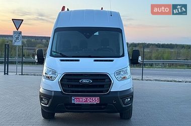 Вантажний фургон Ford Transit 2021 в Бучі