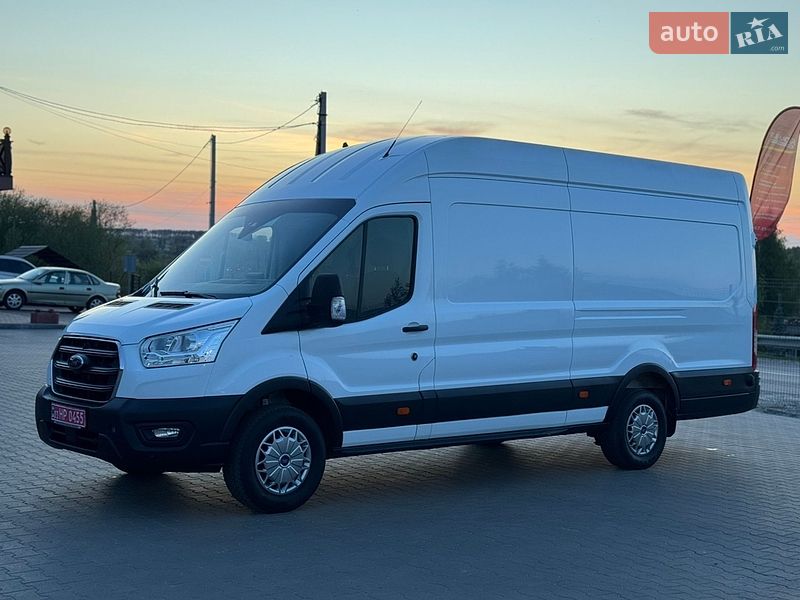 Вантажний фургон Ford Transit 2021 в Бучі