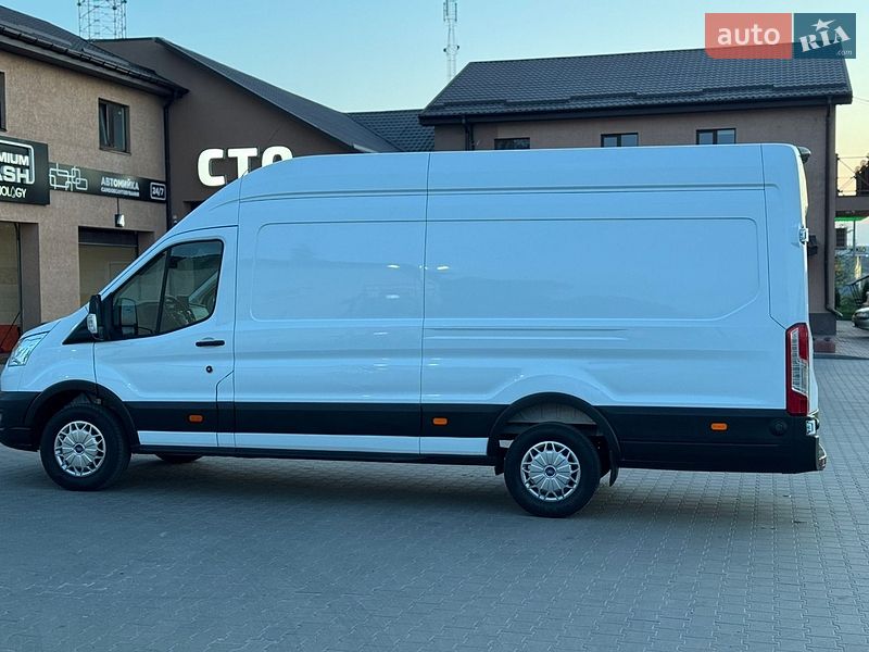 Вантажний фургон Ford Transit 2021 в Бучі