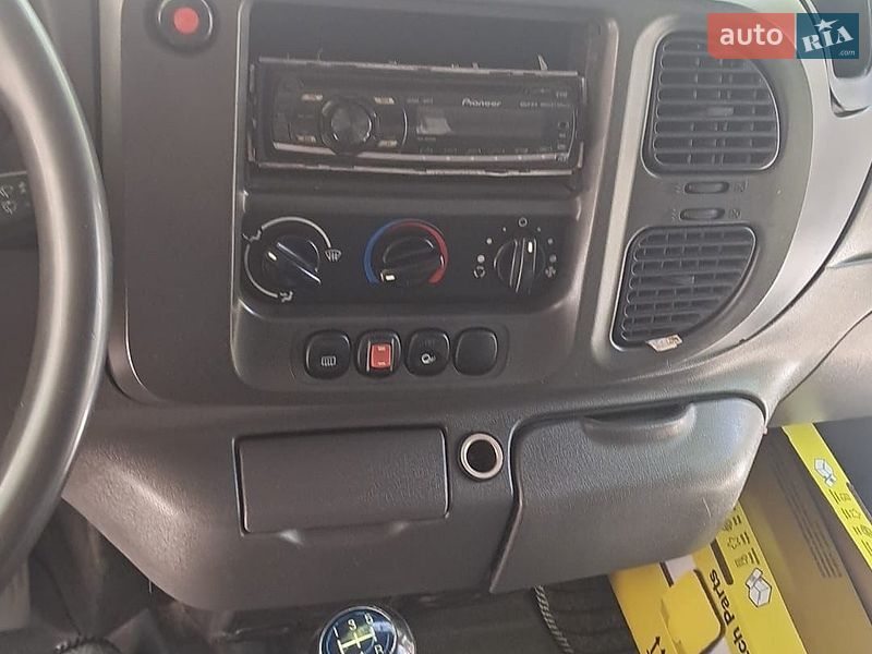 Мікроавтобус вантажний (до 3,5т) Ford Transit 2002 в Чернігові