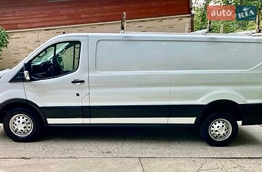 Вантажний фургон Ford Transit 2022 в Тернополі