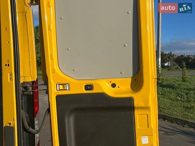 Вантажний фургон Ford Transit 2021 в Рівному