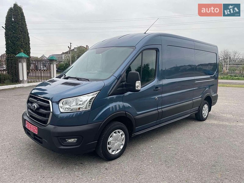 Вантажний фургон Ford Transit 2021 в Дубні