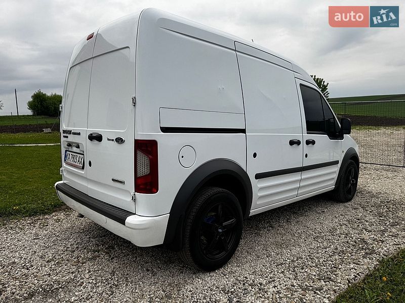Грузовой фургон Ford Transit 2013 в Снятине