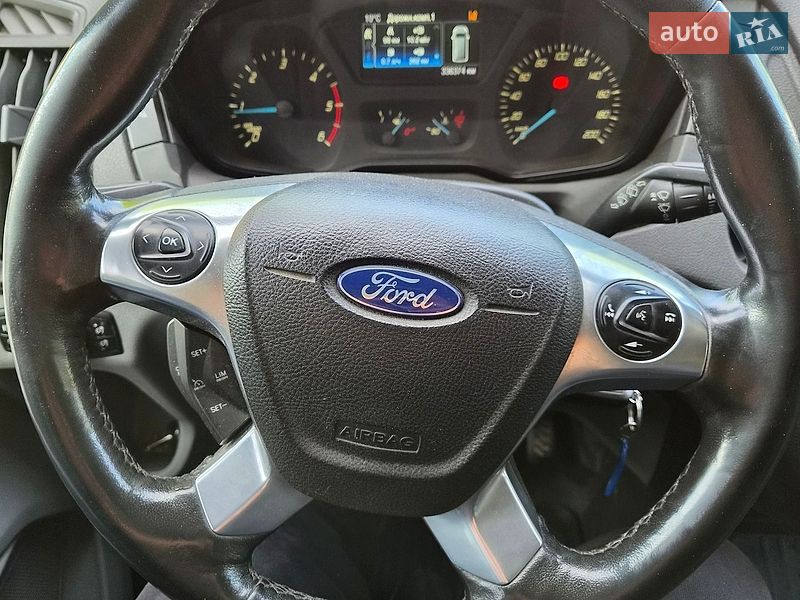 Вантажний фургон Ford Transit 2017 в Харкові