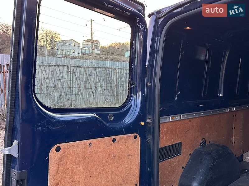 Вантажний фургон Ford Transit 2013 в Львові