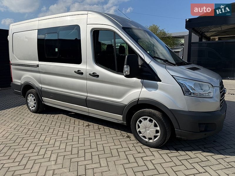 Грузопассажирский фургон Ford Transit 2017 в Ивано-Франковске