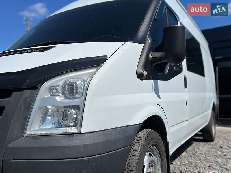 Вантажний фургон Ford Transit 2006 в Києві