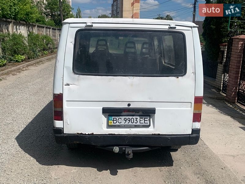Седан Ford Transit 1987 в Чорткове