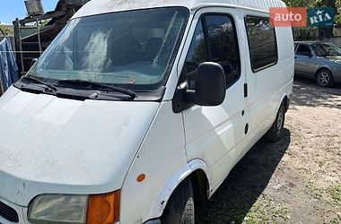 Грузовой фургон Ford Transit 2000 в Тульчине