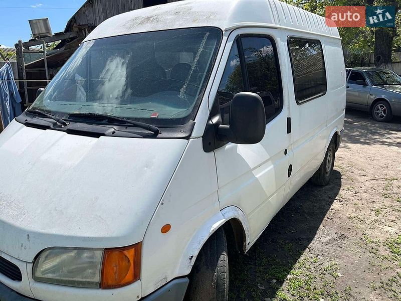 Ford Transit 2000