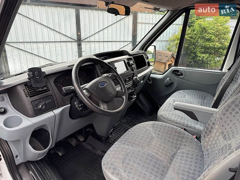 Грузопассажирский фургон Ford Transit 2007 в Миргороде