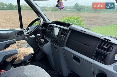 Грузовой фургон Ford Transit 2008 в Ильинцах