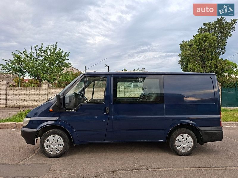 Грузопассажирский фургон Ford Transit 2004 в Николаеве