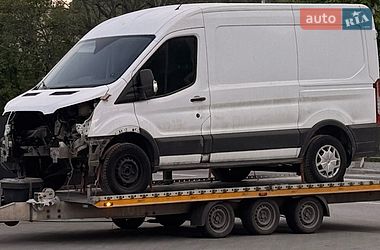 Грузовой фургон Ford Transit 2017 в Луцке