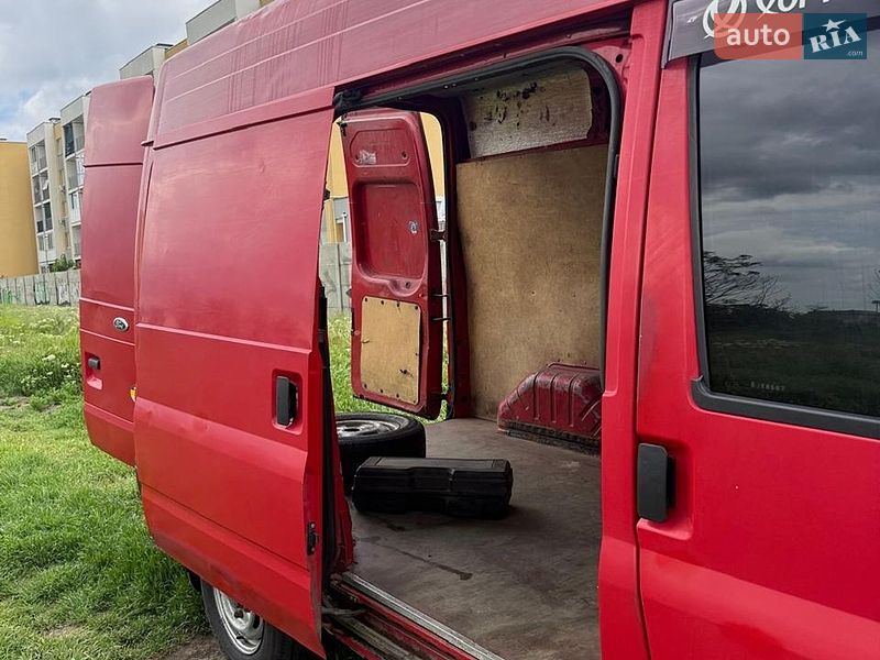 Вантажопасажирський фургон Ford Transit 2005 в Одесі