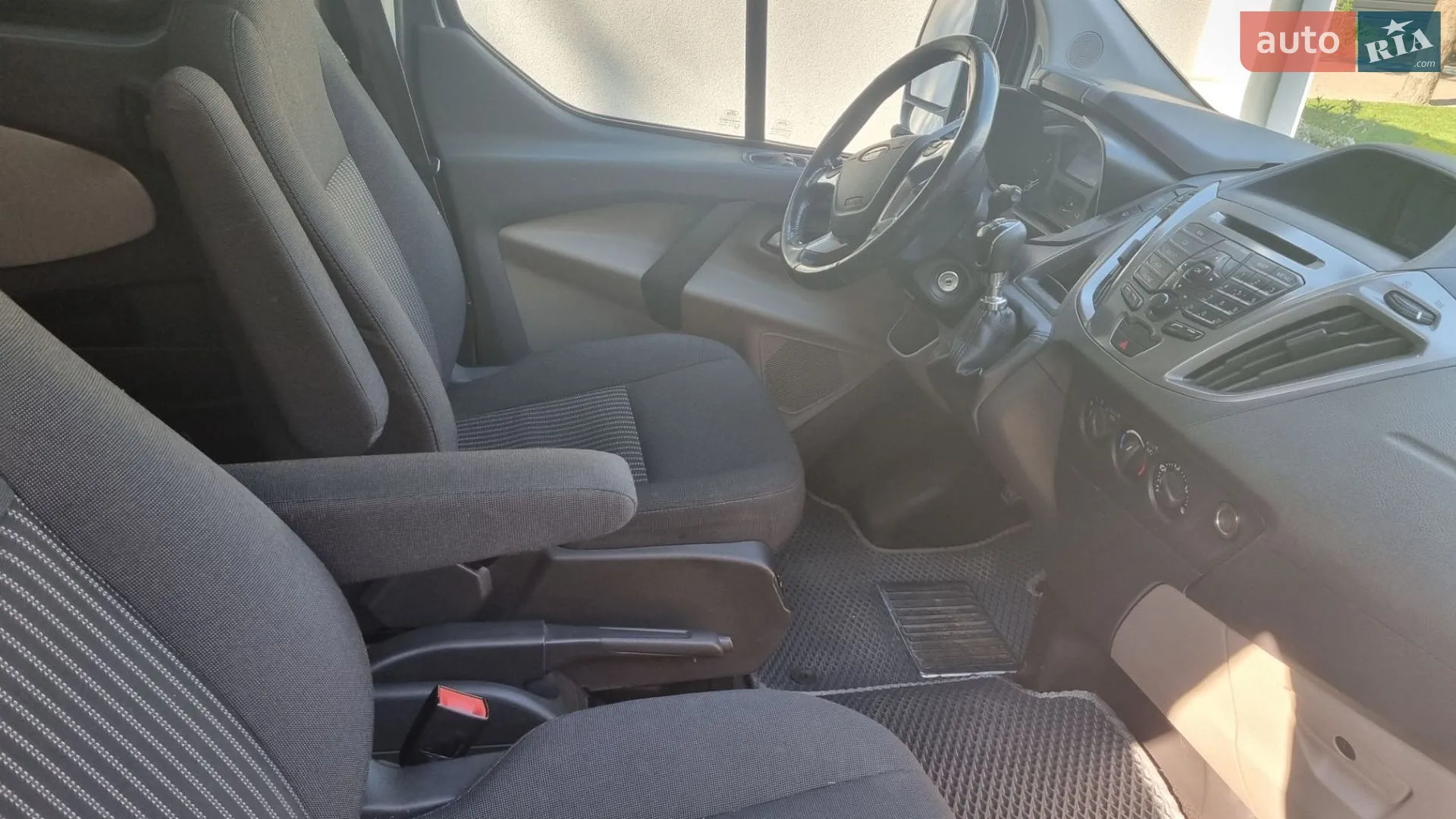 2017 Ford Transit Connect - мініатюра 8