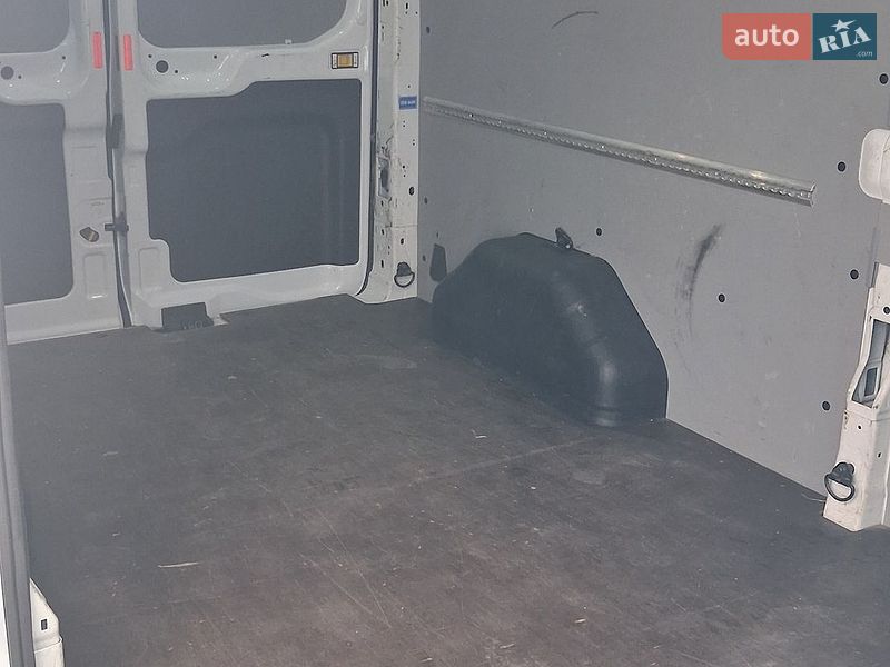 Грузовой фургон Ford Transit 2019 в Коломые
