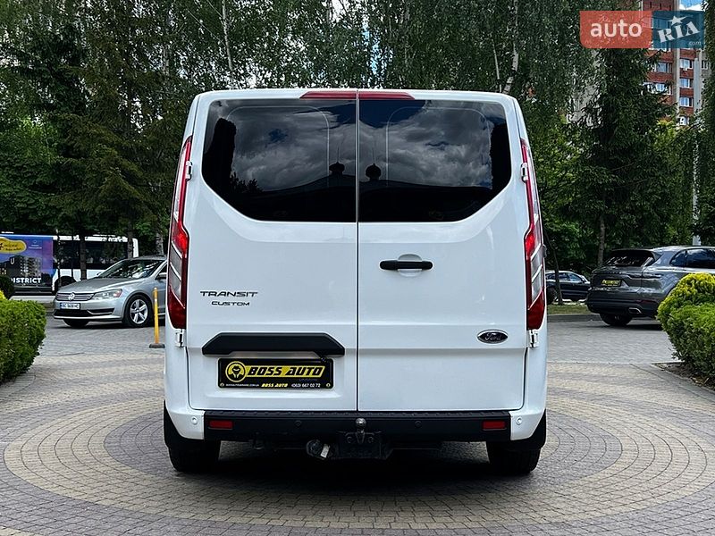 Минивэн Ford Transit 2016 в Львове