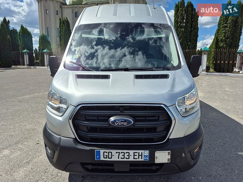 Вантажний фургон Ford Transit 2021 в Дубні
