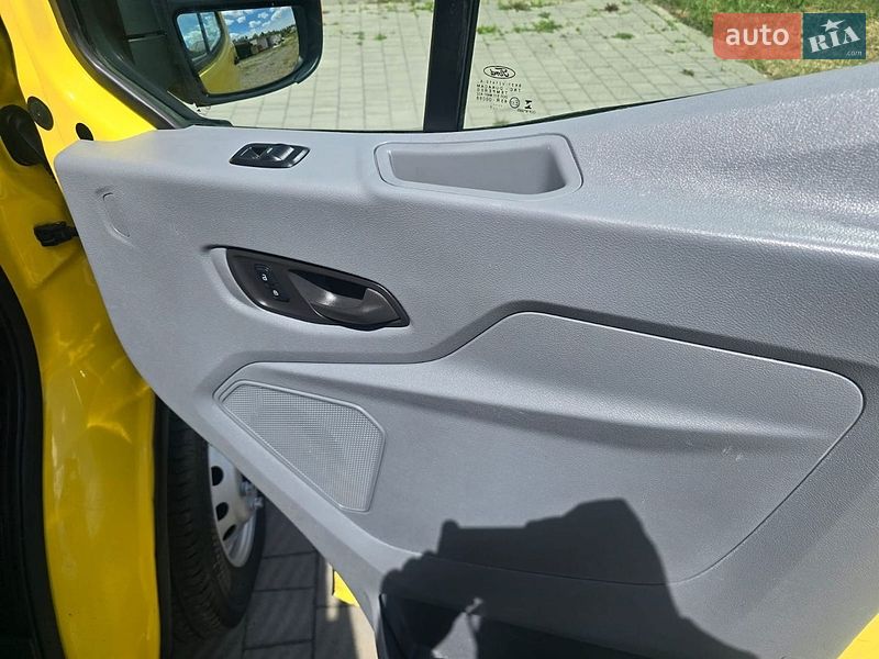 Борт Ford Transit 2017 в Стрию