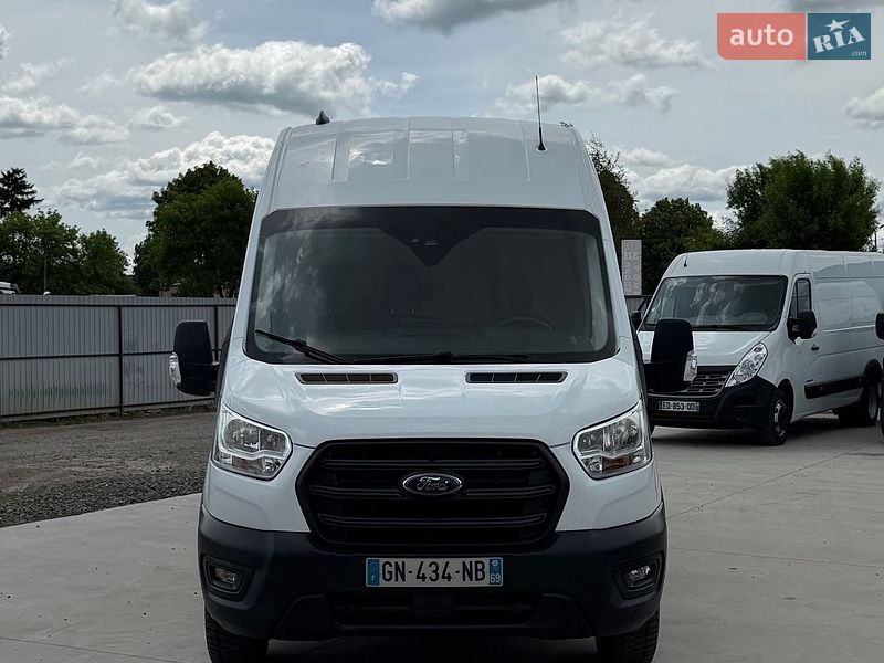 Вантажний фургон Ford Transit 2023 в Млиніві
