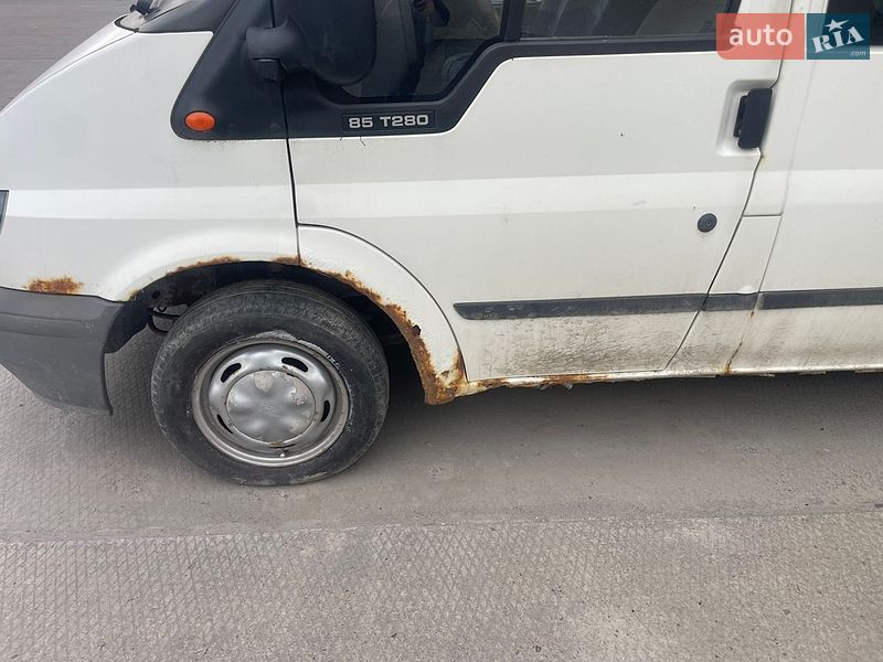 Грузопассажирский фургон Ford Transit 2003 в Львове