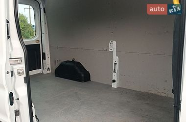 Вантажний фургон Ford Transit 2020 в Броварах