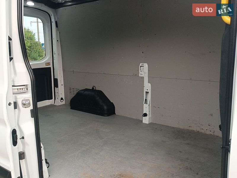 Вантажний фургон Ford Transit 2020 в Броварах