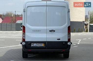 Вантажний фургон Ford Transit 2018 в Дубні