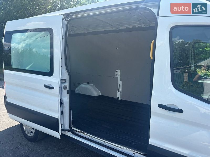Вантажний фургон Ford Transit 2019 в Києві